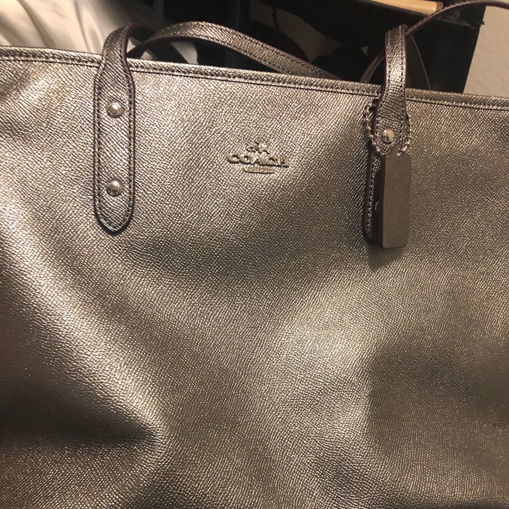 Coach tote NWT